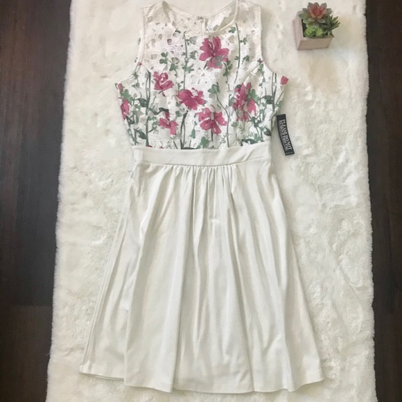 New York & Company Dresses & Skirts - NWT New York & Co Knee Length White & Floral Dress